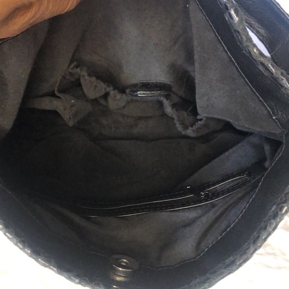 STONE & COMPANY black leather snakeskin print shoulder bag. Silver hardware. - Picture 13 of 14